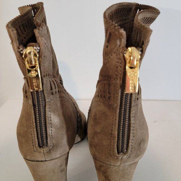 ISOLA Suede Ankle Boots Sz 8 Women's Tan Geometric Cutout - Picture 3 of 10